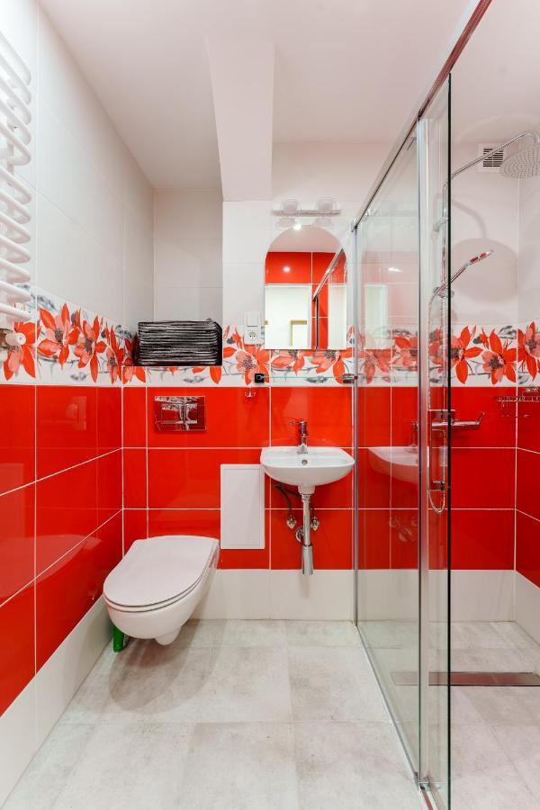 Apartament Pod Swierkiem - Pet Friendly - 2 Osobne Pokoje Dla Max 5 Osob - Space Apart Jelenia Gora Bagian luar foto